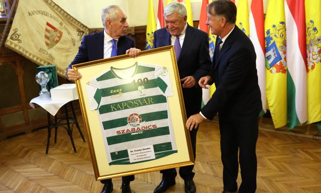 A magyar futball kiemelkedő alakjai tekintettek vissza a száz éves múltra